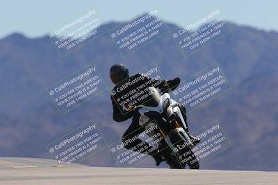 media/Mar-24-2025-Moto Forza (Mon) [[57ce5c5cff]]/3-Beginner Group/Session 4 (Turn 9)/